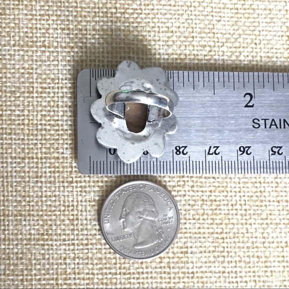 New Mother of Pearl MOP Silver Overlay Ring Size 7.25 - Picture 5 of 8